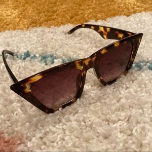 FREE PEOPLE Sunglasses